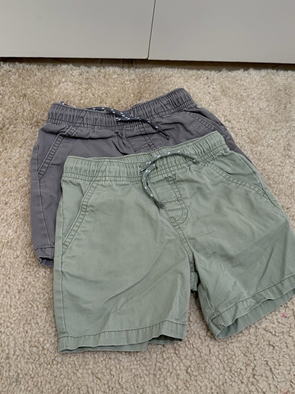 Cat & Jack  toddler Drawstring Shorts - Sage and Charcoal 2t
